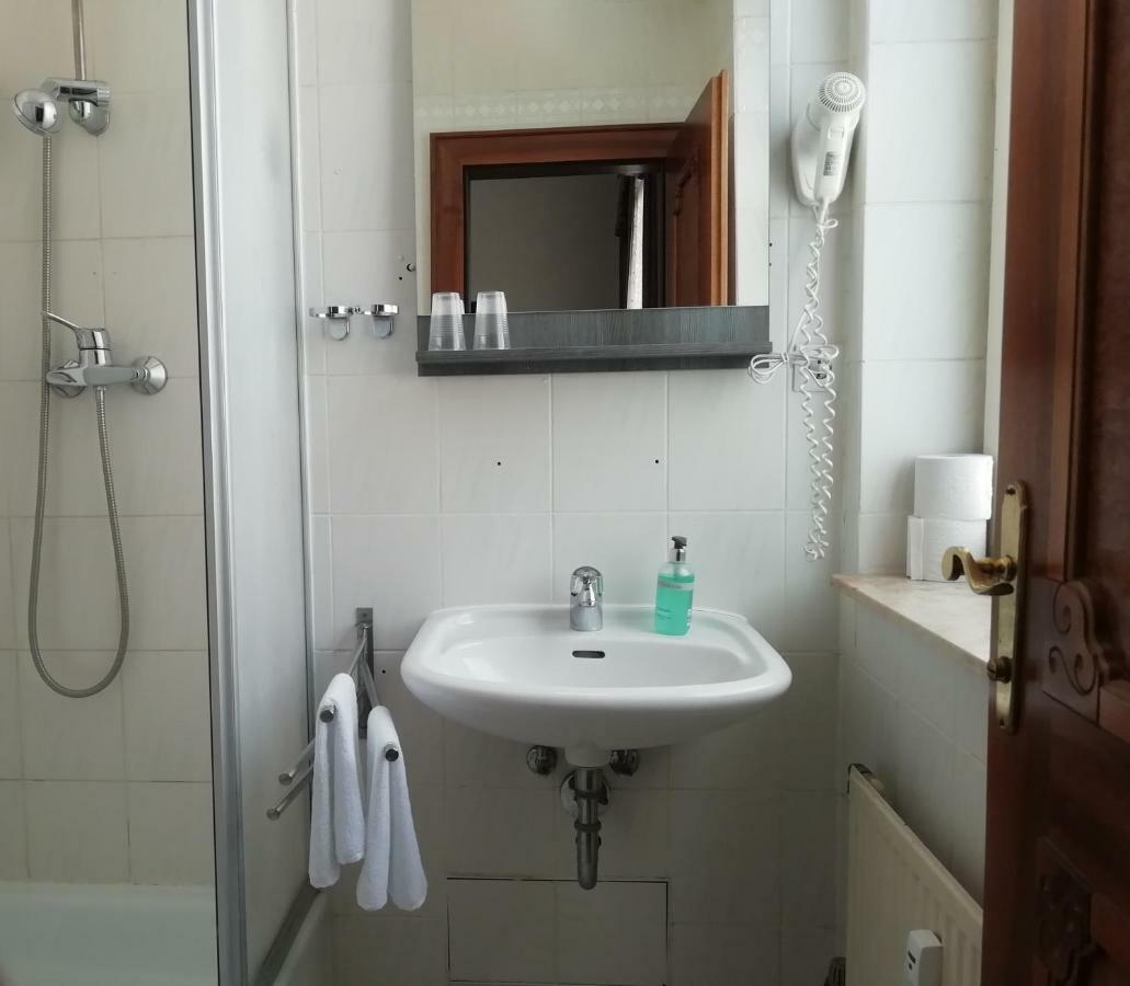 Fürth Hotel Five Seasons מראה חיצוני תמונה